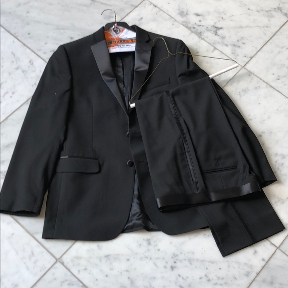 Black Tuxedo Kids 20R